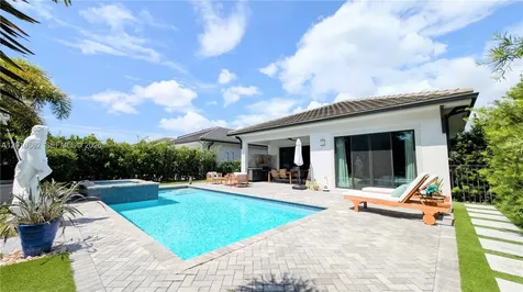 2879 Gin Berry Way West Palm Beach FL 33401