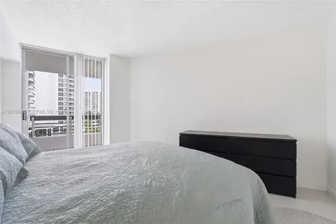 19195 NE 36th Court Aventura FL 33180