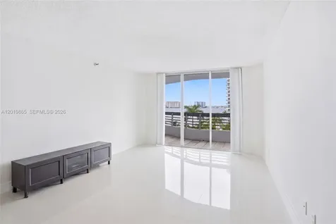 19195 NE 36th Court Aventura FL 33180