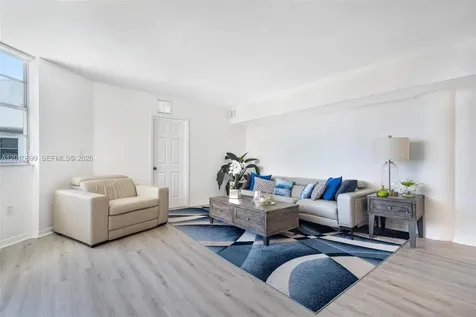 825 Brickell Bay Drive Miami FL 33131
