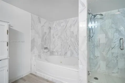 825 Brickell Bay Drive Miami FL 33131