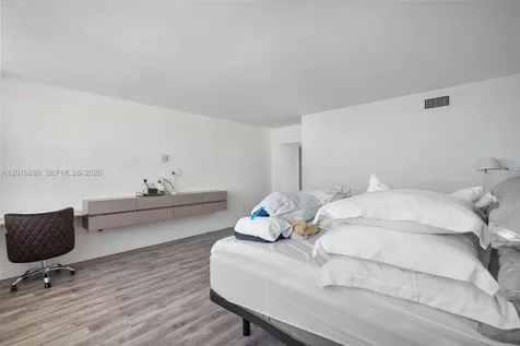 825 Brickell Bay Drive Miami FL 33131