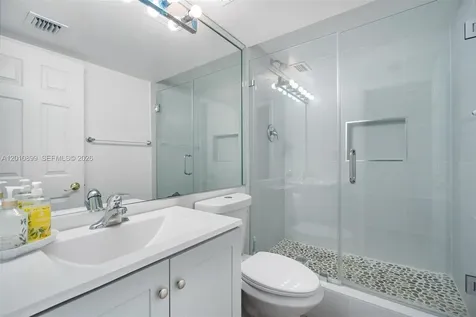 825 Brickell Bay Drive Miami FL 33131