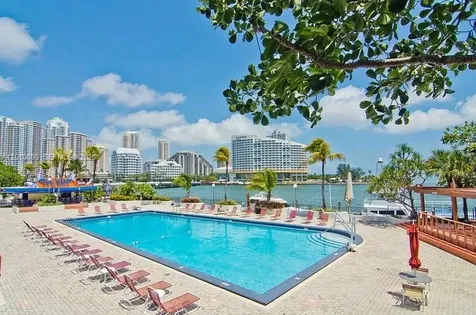 825 Brickell Bay Drive Miami FL 33131