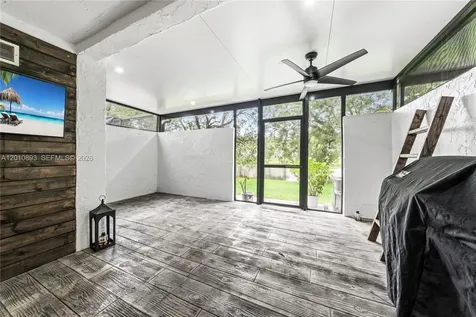 1140 NW 99th Avenue Pembroke Pines FL 33024