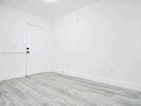 3417 NW 22nd Avenue Miami FL 33142