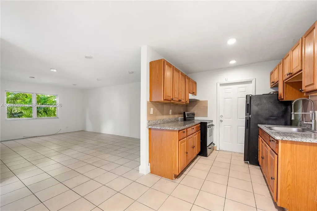 608 SW 16th Avenue Fort Lauderdale FL 33312