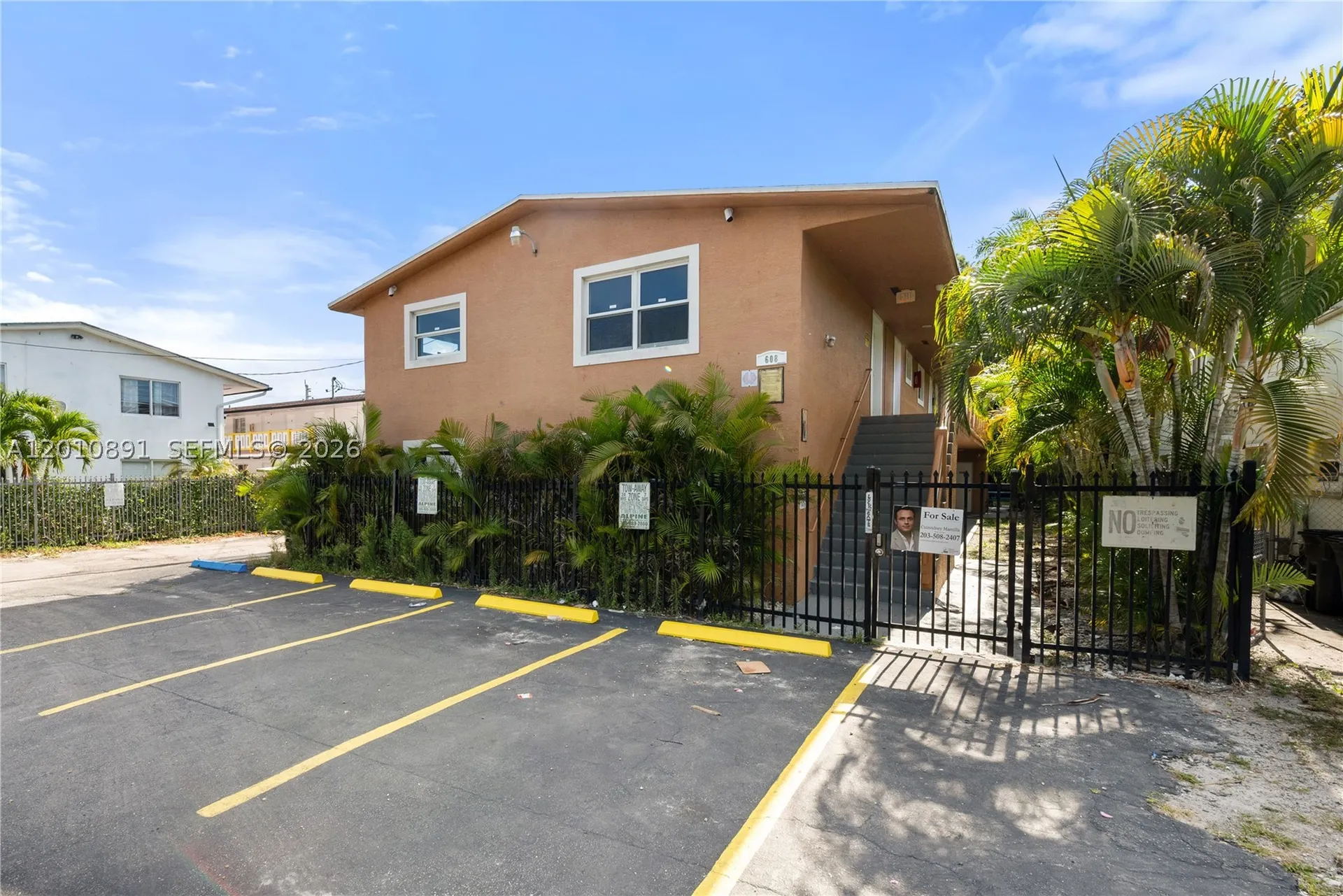 608 SW 16th Avenue Fort Lauderdale FL 33312