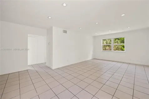 608 SW 16th Avenue Fort Lauderdale FL 33312