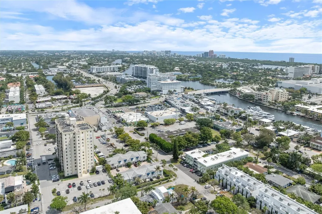 835 NE 19th Avenue Fort Lauderdale FL 33304