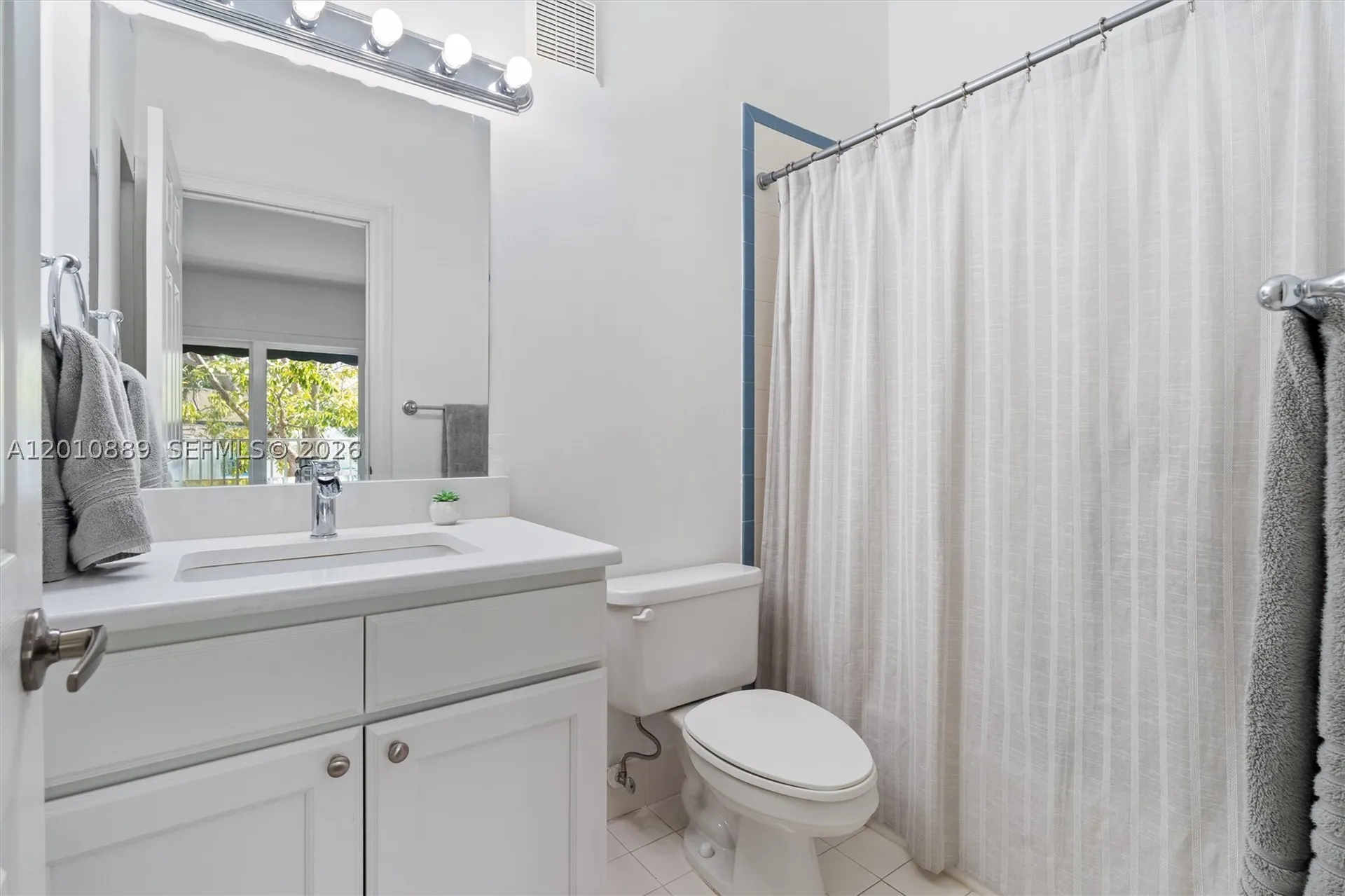 835 NE 19th Avenue Fort Lauderdale FL 33304