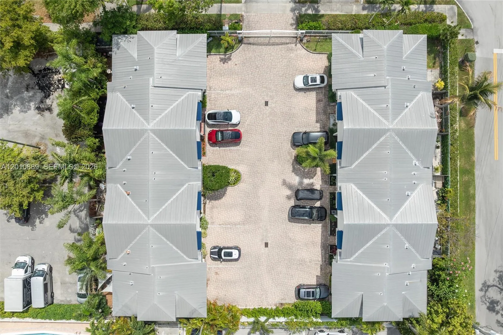 835 NE 19th Avenue Fort Lauderdale FL 33304