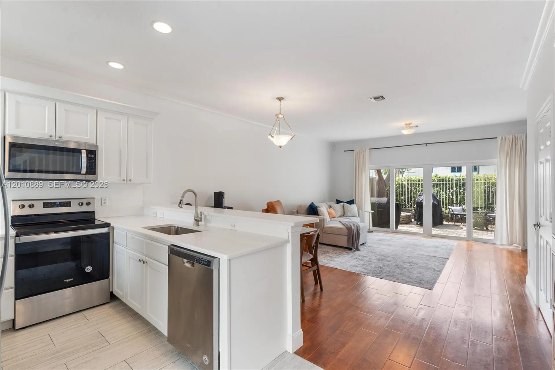 835 NE 19th Avenue Fort Lauderdale FL 33304