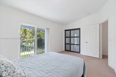 835 NE 19th Avenue Fort Lauderdale FL 33304