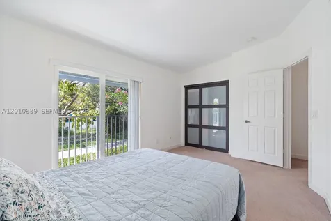 835 NE 19th Avenue Fort Lauderdale FL 33304