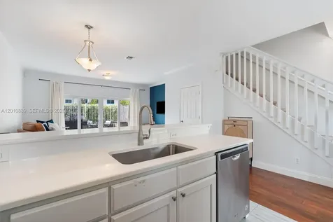 835 NE 19th Avenue Fort Lauderdale FL 33304