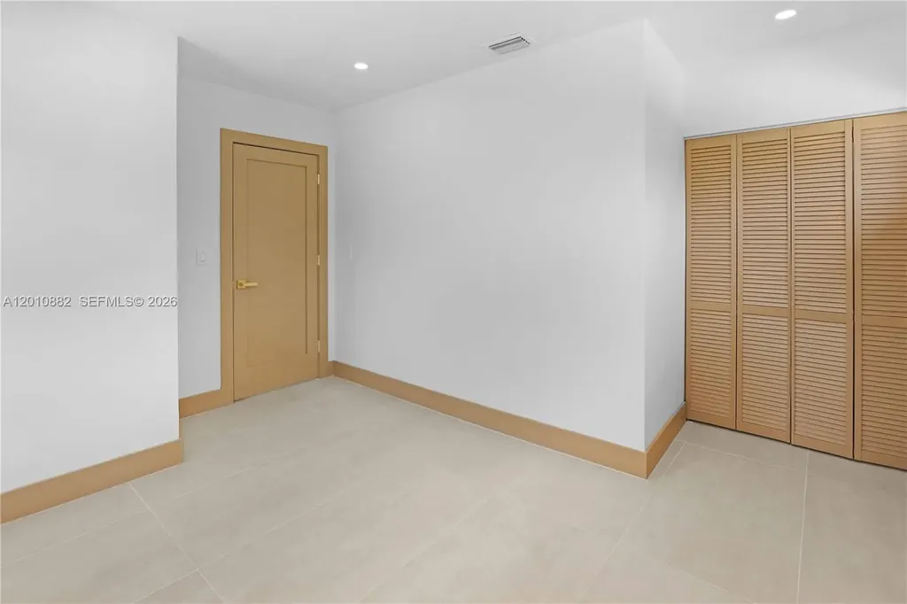 1620 Mckinley Street Hollywood FL 33020