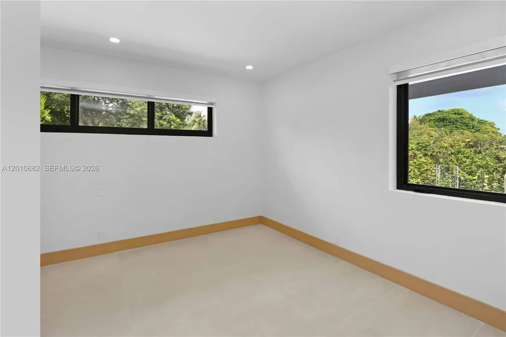 1620 Mckinley Street Hollywood FL 33020