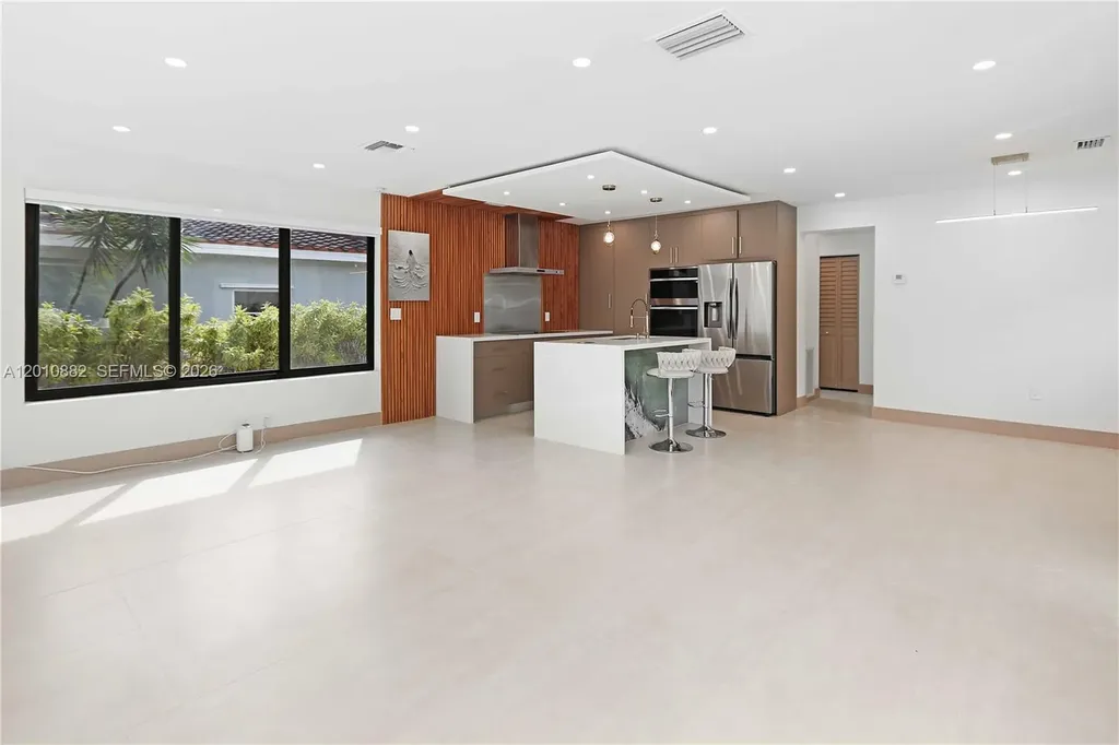 1620 Mckinley Street Hollywood FL 33020