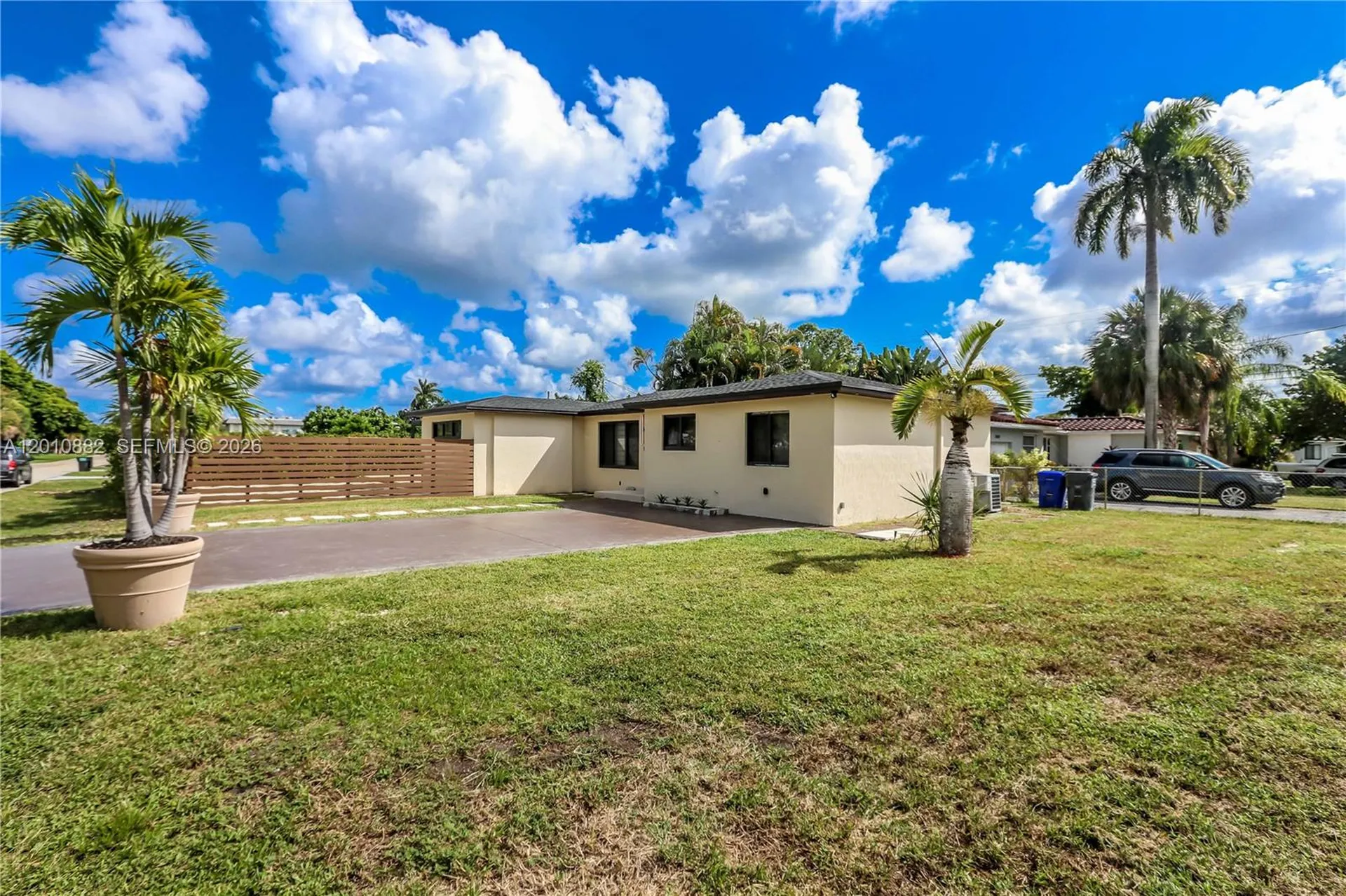 1620 Mckinley Street Hollywood FL 33020