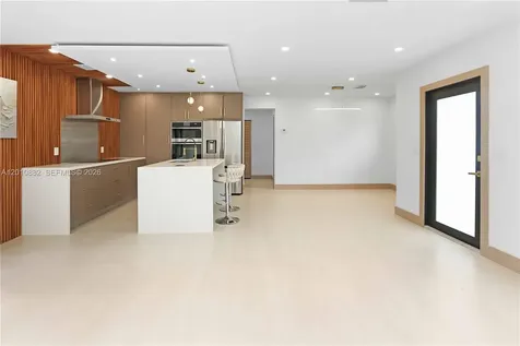 1620 Mckinley Street Hollywood FL 33020