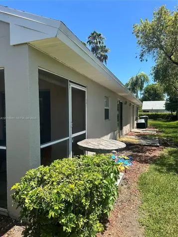472 SE 22nd Drive Homestead FL 33033
