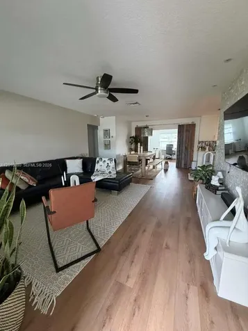 8202 NW 91st Terrace Tamarac FL 33321