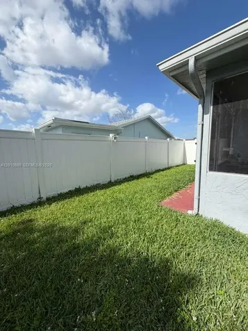 8202 NW 91st Terrace Tamarac FL 33321