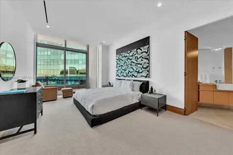 200 Biscayne Boulevard Way Miami FL 33131