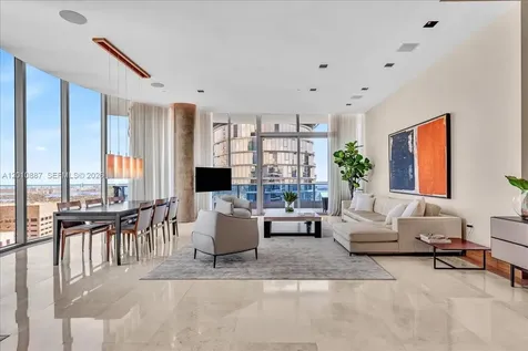 200 Biscayne Boulevard Way Miami FL 33131