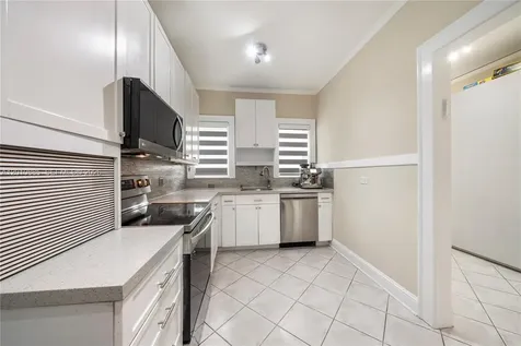 4501 Prairie Avenue Miami Beach FL 33140