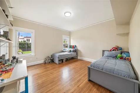 4501 Prairie Avenue Miami Beach FL 33140
