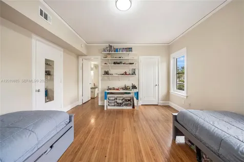 4501 Prairie Avenue Miami Beach FL 33140