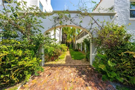 4501 Prairie Avenue Miami Beach FL 33140
