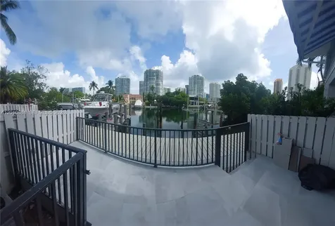 255 S Poinciana Drive Sunny Isles Beach FL 33160