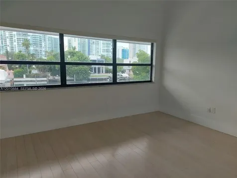 255 S Poinciana Drive Sunny Isles Beach FL 33160