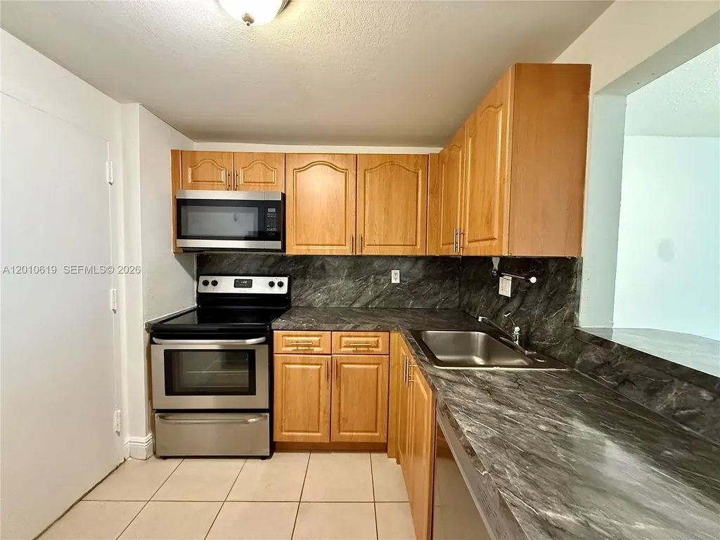 9143 SW 77th Avenue Miami FL 33156