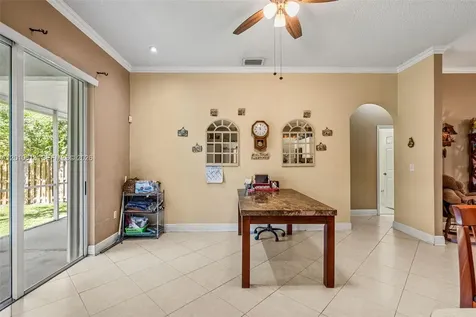 3090 SE 7th Place Homestead FL 33033
