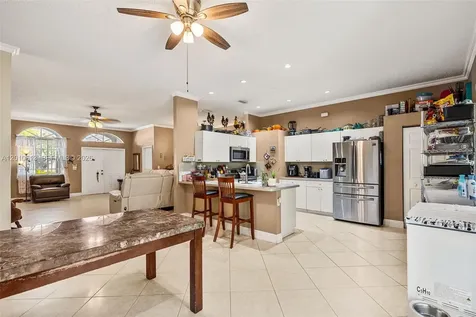 3090 SE 7th Place Homestead FL 33033