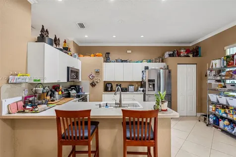 3090 SE 7th Place Homestead FL 33033