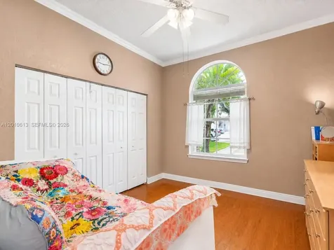 3090 SE 7th Place Homestead FL 33033