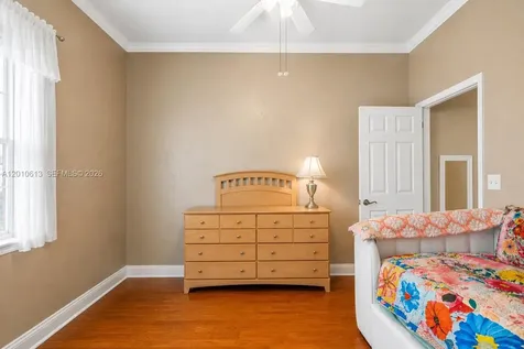 3090 SE 7th Place Homestead FL 33033