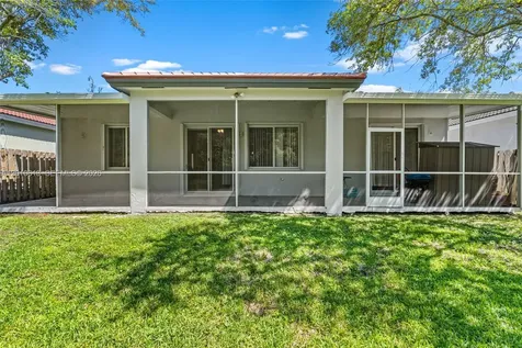 3090 SE 7th Place Homestead FL 33033