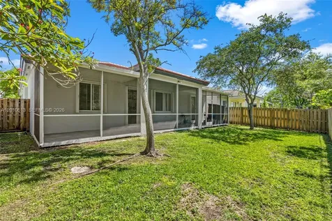 3090 SE 7th Place Homestead FL 33033