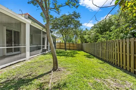 3090 SE 7th Place Homestead FL 33033