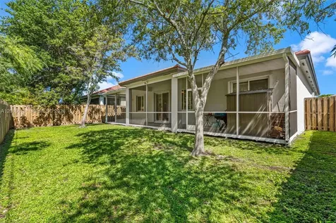 3090 SE 7th Place Homestead FL 33033