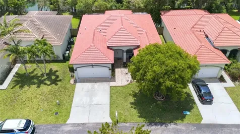 3090 SE 7th Place Homestead FL 33033