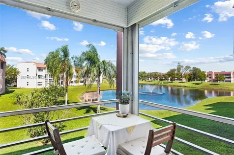 9421 Sunrise Lakes Boulevard Sunrise FL 33322