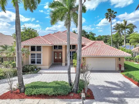 620 W Laurel Lane W Pembroke Pines FL 33027
