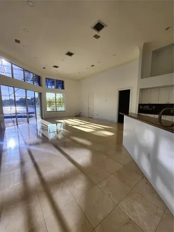 620 W Laurel Lane W Pembroke Pines FL 33027